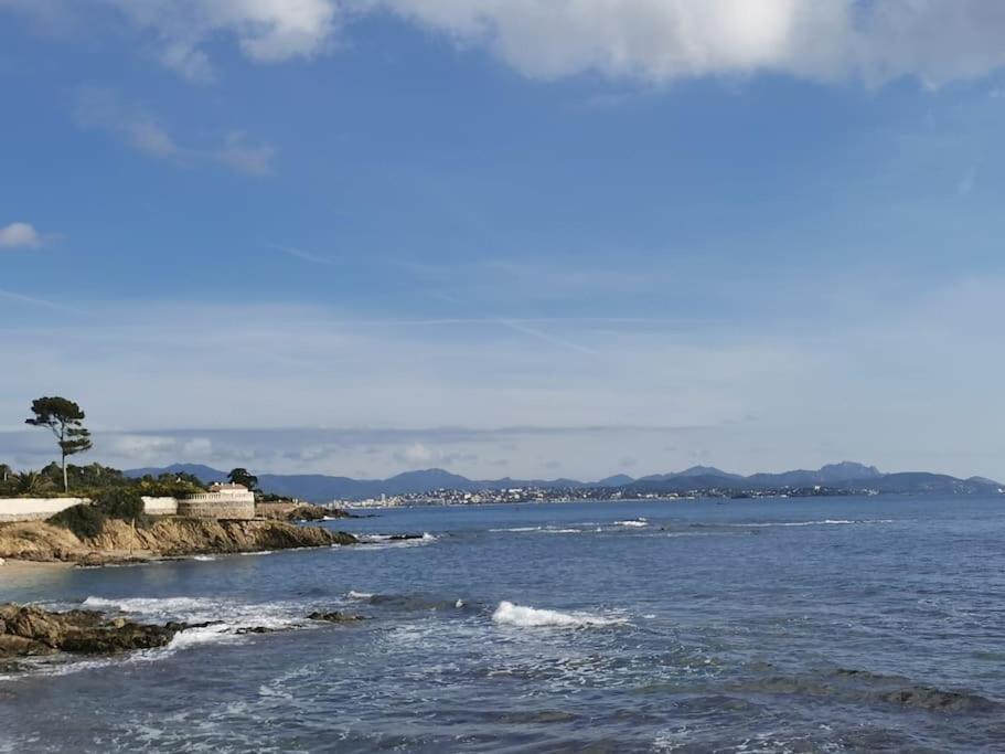 Appartement La Tranquillite, 2Mn A Pieds Mer Fréjus 外观 照片
