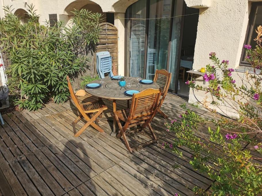 Appartement La Tranquillite, 2Mn A Pieds Mer Fréjus 外观 照片